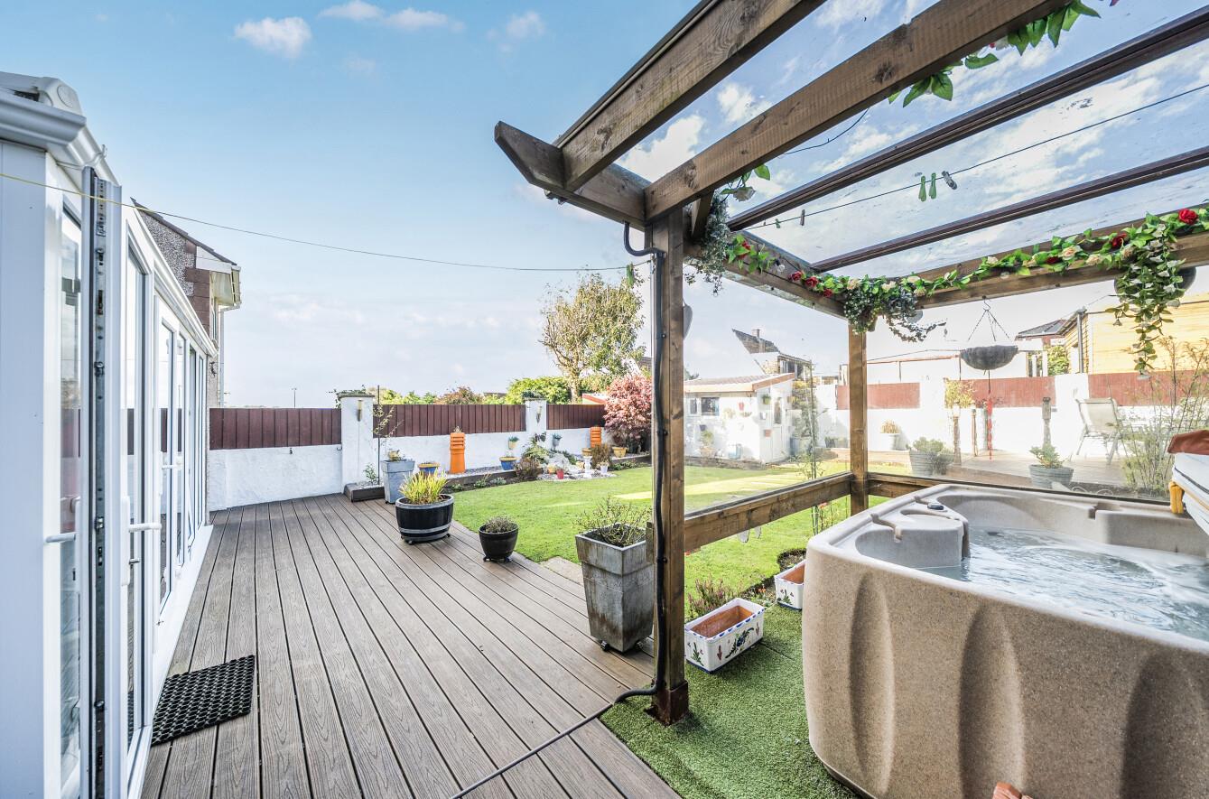Derlwyn, Dunvant, Swansea, SA2 7PN
